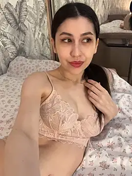 Snapshot of LushLuna chatting on October 2025 09:00:02 AM LushLuna online show from October 2025 09:00:02 AM