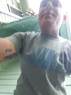 Bigtater1999 online show from May 2026 10:24:02 PM