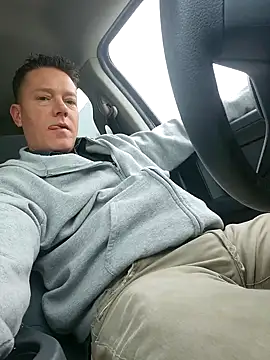 Bigtater1999 online show from March 2026 01:29:02 PM