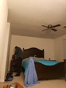 Snapshot of Bigtater1999 chatting on November 2025 11:05:01 PM Bigtater1999 online show from November 2025 11:05:01 PM