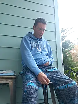 Snapshot of Bigtater1999 chatting on November 2025 01:21:01 PM Bigtater1999 online show from November 2025 01:21:01 PM