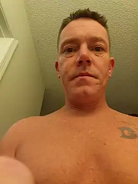 Snapshot of Bigtater1999 chatting on October 2025 01:31:01 AM Bigtater1999 online show from October 2025 01:31:01 AM