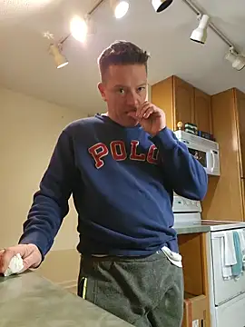 Bigtater1999 online show from May 2026 12:05:02 AM