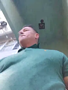 Bigtater1999 online show from April 2026 08:54:01 PM