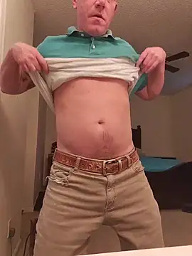 Bigtater1999 online show from June 2026 10:42:02 PM