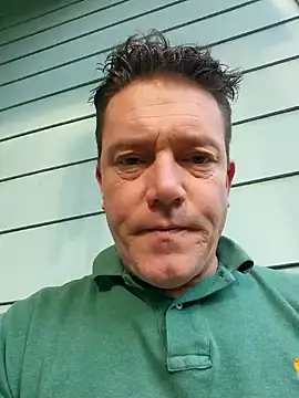 Bigtater1999 online show from March 2026 09:28:01 PM