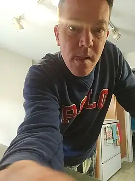 Bigtater1999 online show from March 2026 01:33:01 PM