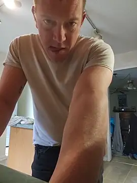Bigtater1999 online show from May 2026 09:55:02 PM