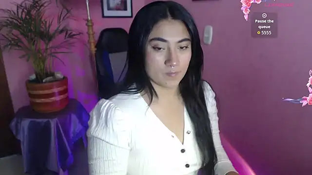 bunnyemilyrose36 online show from December 2025 03:00:02 PM