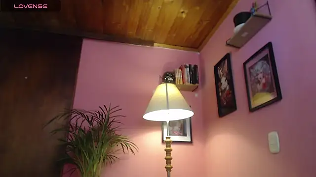 bunnyemilyrose36 online show from March 2026 03:45:01 PM