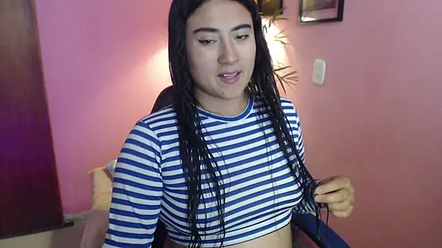 bunnyemilyrose36 online show from January 2026 08:02:01 PM