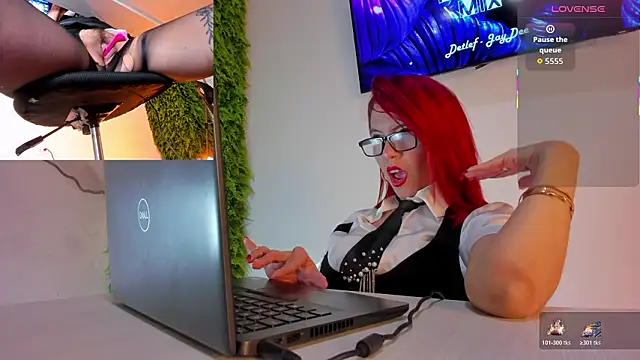 Snapshot of Aixa_hill1 chatting on February 2026 12:53:01 AM Aixa hill1 online show from February 2026 12:53:01 AM