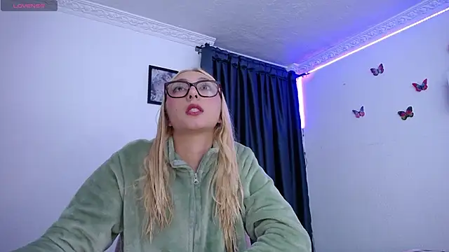Soffy-brooks online show from April 2026 03:57:02 AM