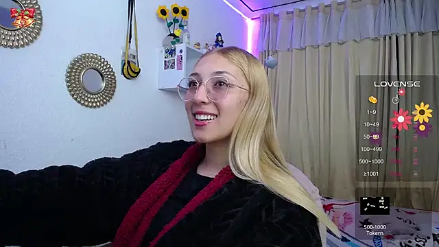 Soffy-brooks online show from March 2025 10:10:02 AM