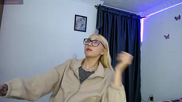 Soffy-brooks online show from April 2026 03:10:02 AM