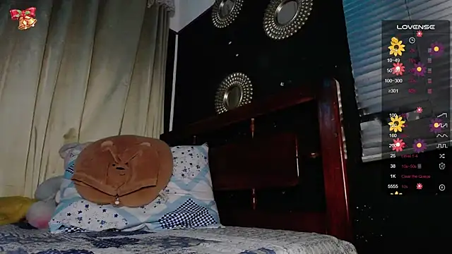 Soffy-brooks online show from February 2025 05:53:02 AM