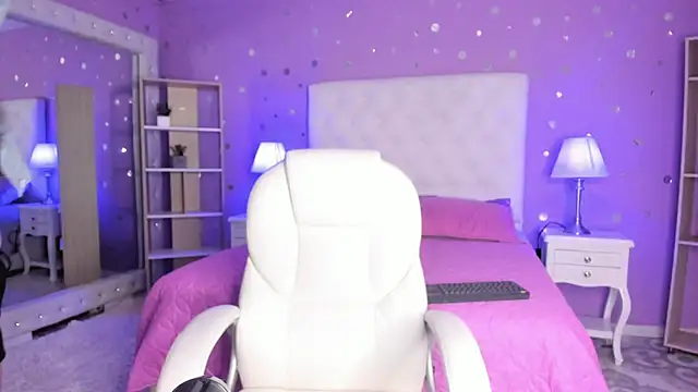 scarlette 15  online show from December 2025 02:12:02 AM