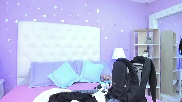 scarlette 15  online show from February 2026 03:14:02 AM