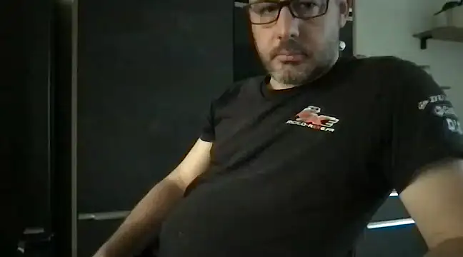 Snapshot of unconnudu21000 chatting on February 2025 03:53:01 PM unconnudu21000 online show from February 2025 03:53:01 PM