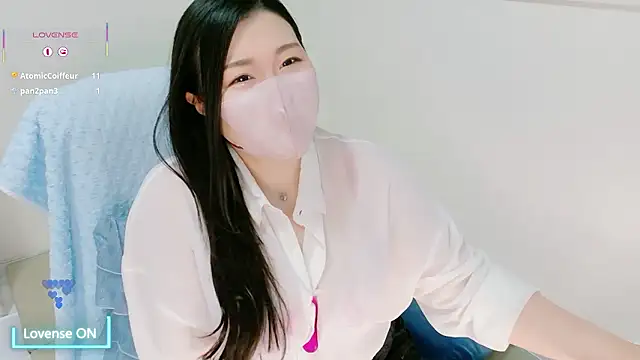 Snapshot of yukinko_o_ chatting on June 2026 01:47:01 AM yukinko o online show from June 2026 01:47:01 AM