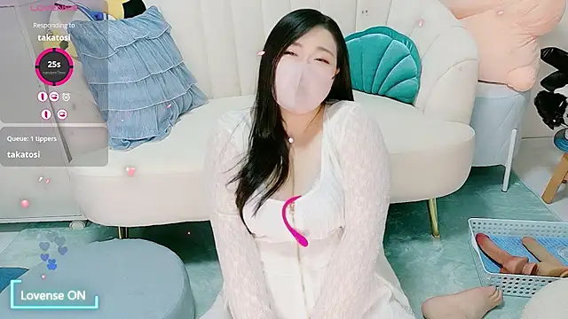 Snapshot of yukinko_o_ chatting on July 2026 01:12:01 PM yukinko o online show from July 2026 01:12:01 PM