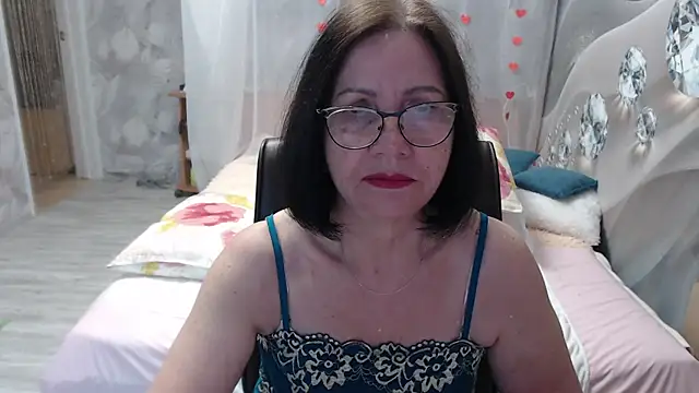 OlgaHottie online show from April 2026 11:43:02 PM