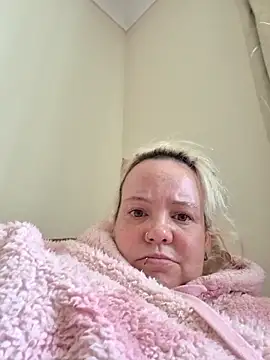 Bigbustedcurvylady online show from May 2026 12:55:01 PM