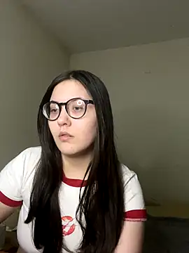 Prudie Gabriella online show from November 2025 01:38:02 PM