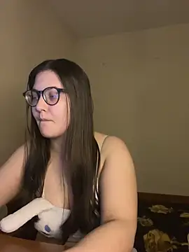 Prudie Gabriella online show from November 2025 06:08:02 PM