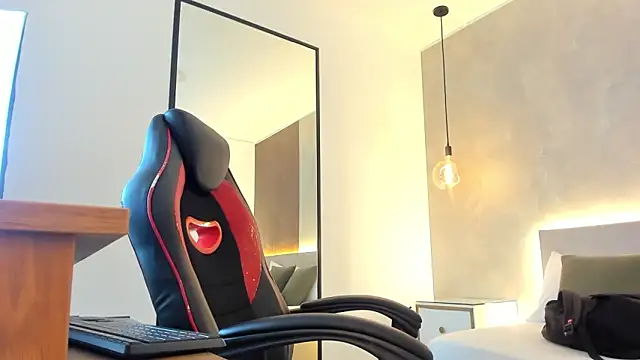 Snapshot of alma_fenix chatting on November 2025 12:49:01 PM alma fenix online show from November 2025 12:49:01 PM