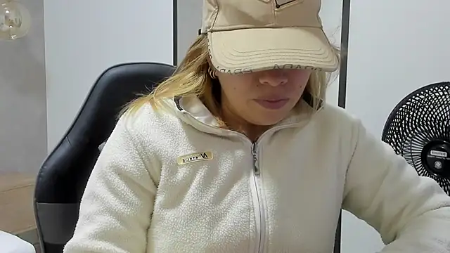 alma fenix online show from February 2026 12:26:01 PM