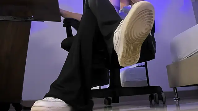 alma fenix online show from January 2026 07:29:02 PM