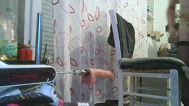 Snapshot of cyril020202 chatting on January 2026 01:04:01 PM cyril020202 online show from January 2026 01:04:01 PM