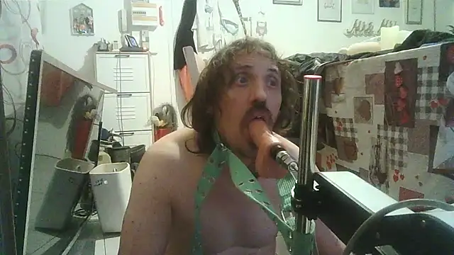 Snapshot of cyril020202 chatting on October 2025 05:45:01 PM cyril020202 online show from October 2025 05:45:01 PM