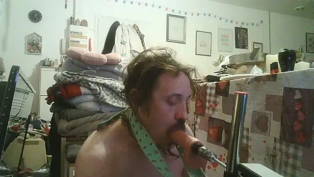 Snapshot of cyril020202 chatting on November 2025 11:32:02 PM cyril020202 online show from November 2025 11:32:02 PM