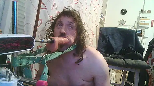 Snapshot of cyril020202 chatting on January 2026 06:04:02 PM cyril020202 online show from January 2026 06:04:02 PM