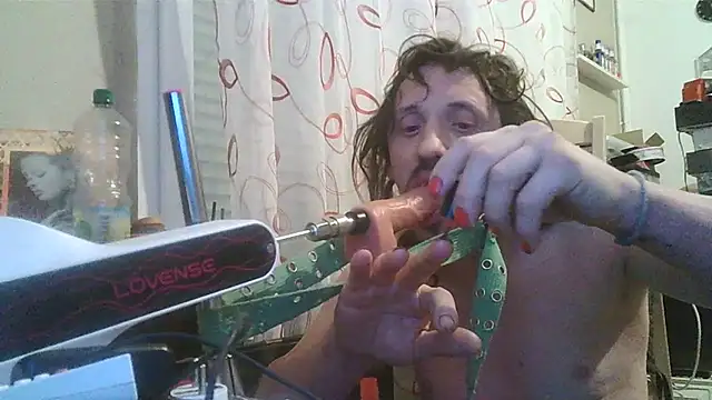 Snapshot of cyril020202 chatting on February 2026 10:42:01 PM cyril020202 online show from February 2026 10:42:01 PM