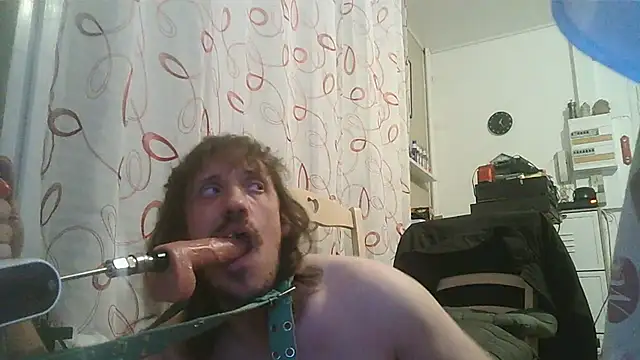 cyril020202 online show from April 2026 09:21:01 PM