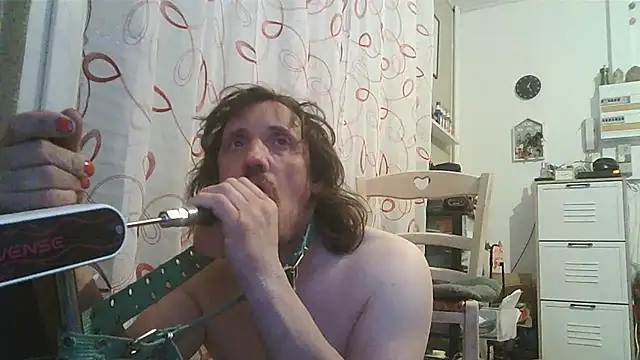 cyril020202 online show from June 2026 08:10:01 PM