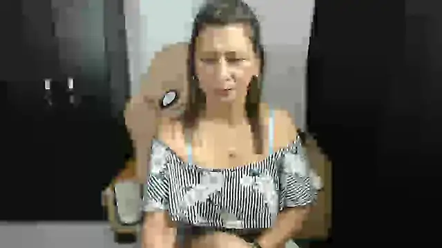 Snapshot of MafeJonesTaboo chatting on October 2025 09:26:02 PM MafeJonesTaboo online show from October 2025 09:26:02 PM