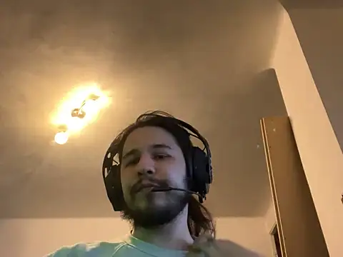 Snapshot of bananahot31 chatting on December 2024 03:20:02 PM bananahot31 online show from December 2024 03:20:02 PM