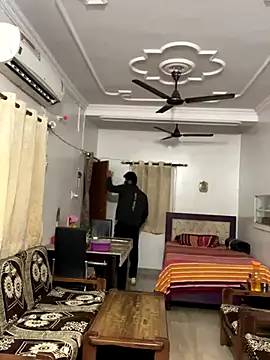 John desihunk online show from December 2024 10:39:01 AM