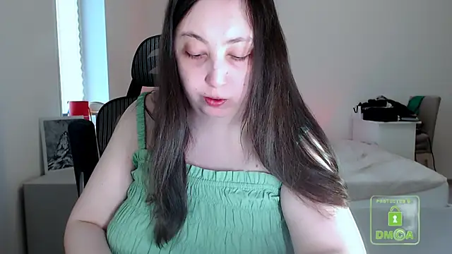 cute and hot online show from April 2026 02:03:02 PM