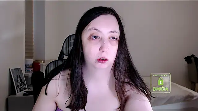 cute and hot online show from February 2026 04:01:01 PM