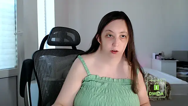 Snapshot of cute_and_hot chatting on June 2026 03:02:01 PM cute and hot online show from June 2026 03:02:01 PM