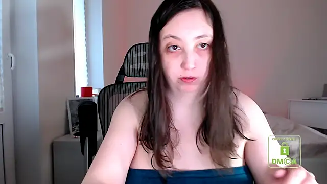 cute and hot online show from April 2026 03:07:01 PM