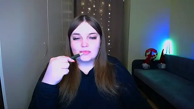 Emaaa ua online show from December 2025 06:20:02 PM