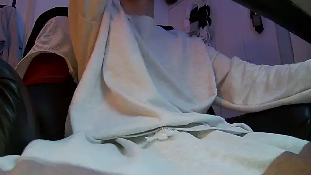 Ray175oo online show from February 2026 05:15:02 PM