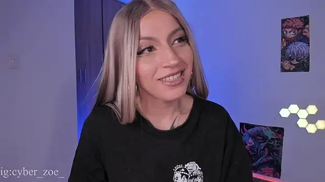 Snapshot of cyberzoe chatting on February 2026 01:25:01 AM cyberzoe online show from February 2026 01:25:01 AM