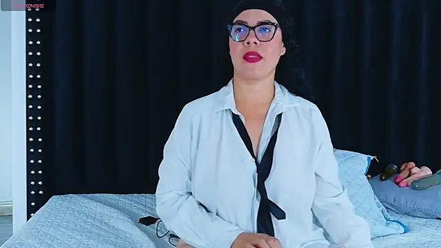 hotlatinateacher online show from March 2026 07:05:02 PM